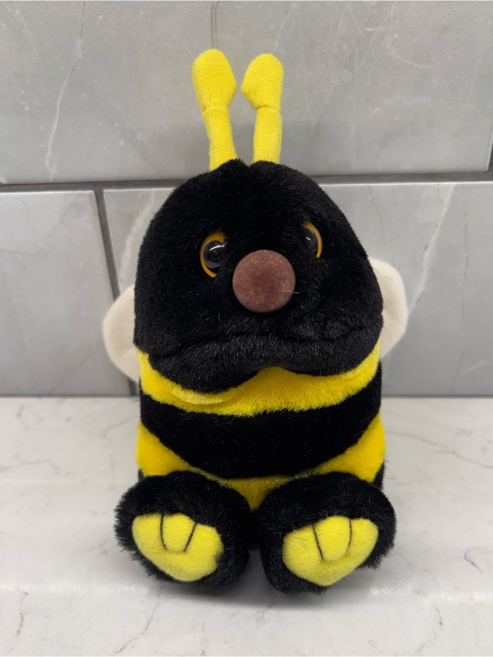 Vintage SWIBCO Puffkins Buzz the Bumblebee Plush Toy 1994 Beans